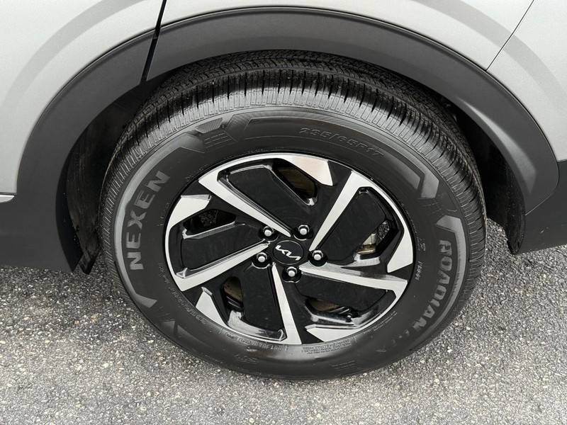 Kia Sportage Hybrid Vehicle Image 06