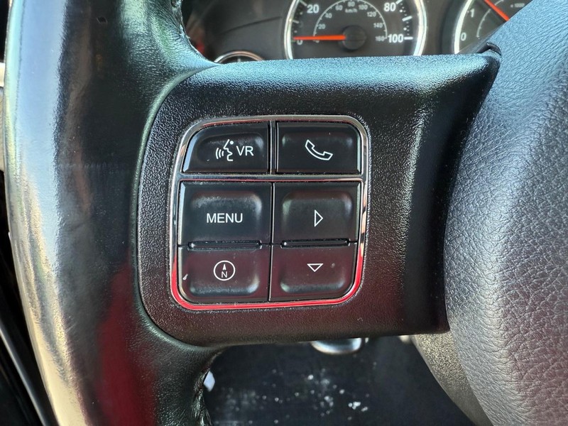 Jeep Wrangler JK Unlimited Vehicle Image 13