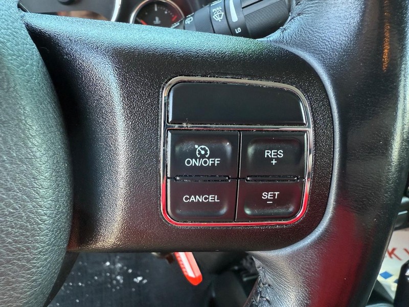 Jeep Wrangler JK Unlimited Vehicle Image 14