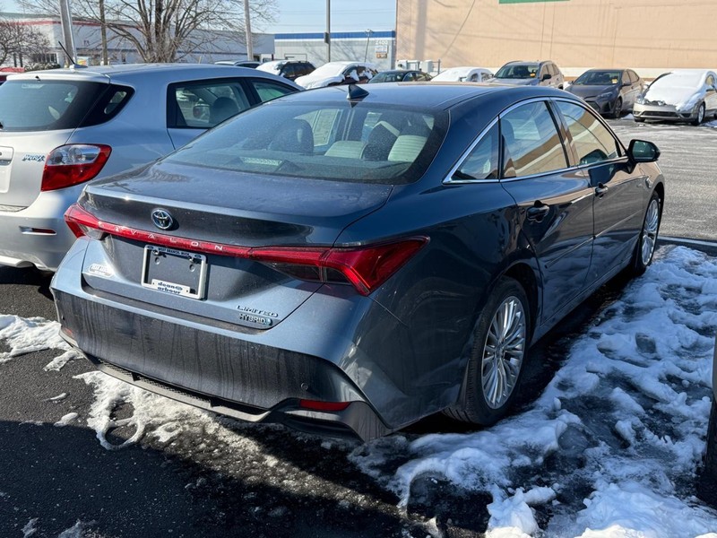 Toyota Avalon Vehicle Image 04