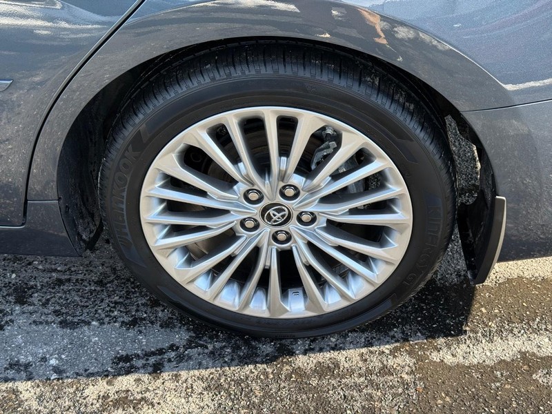 Toyota Avalon Vehicle Image 06