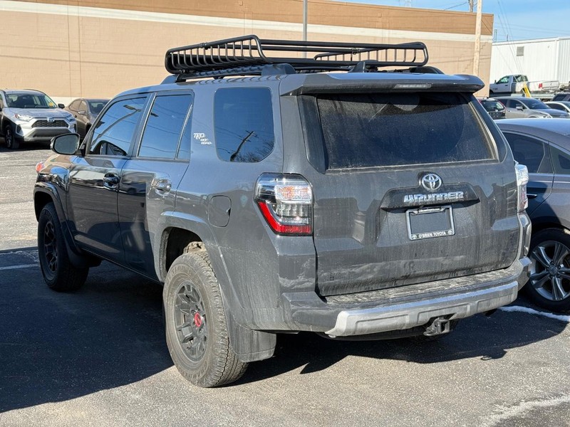 Toyota 4Runner Vehicle Image 03