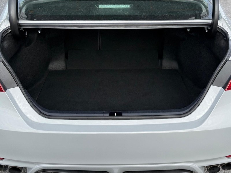 Toyota Camry Vehicle Image 07
