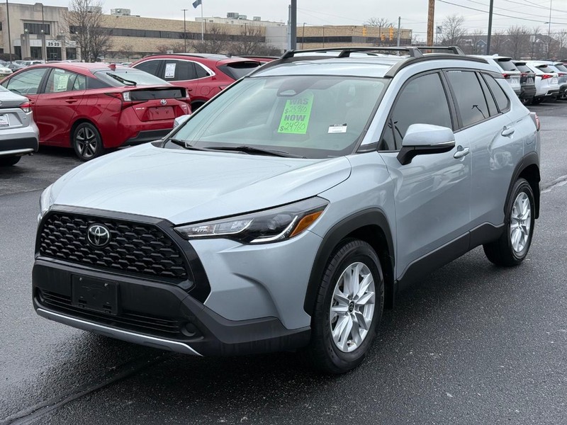 Toyota Corolla Cross Vehicle Image 08