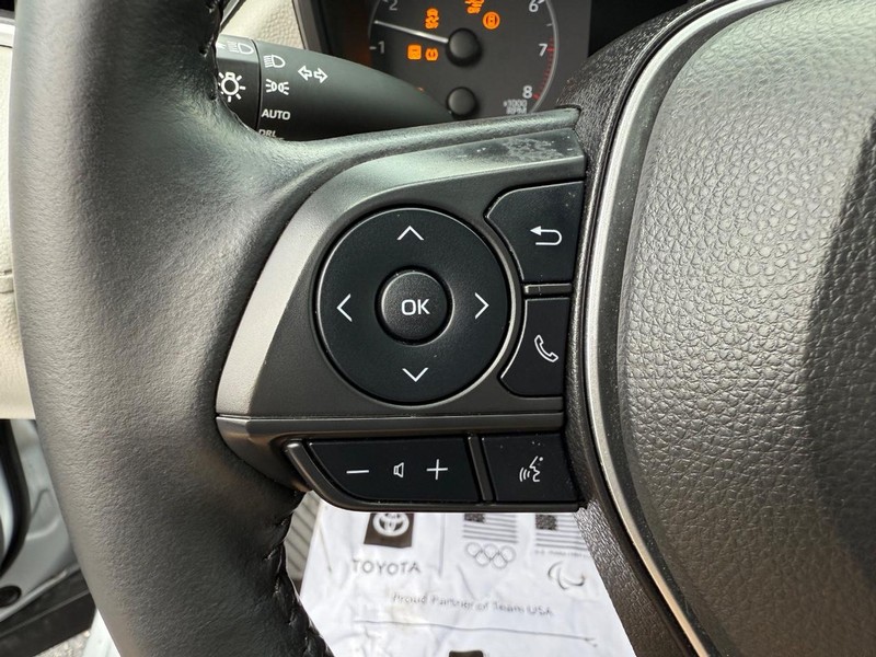 Toyota Corolla Cross Vehicle Image 13