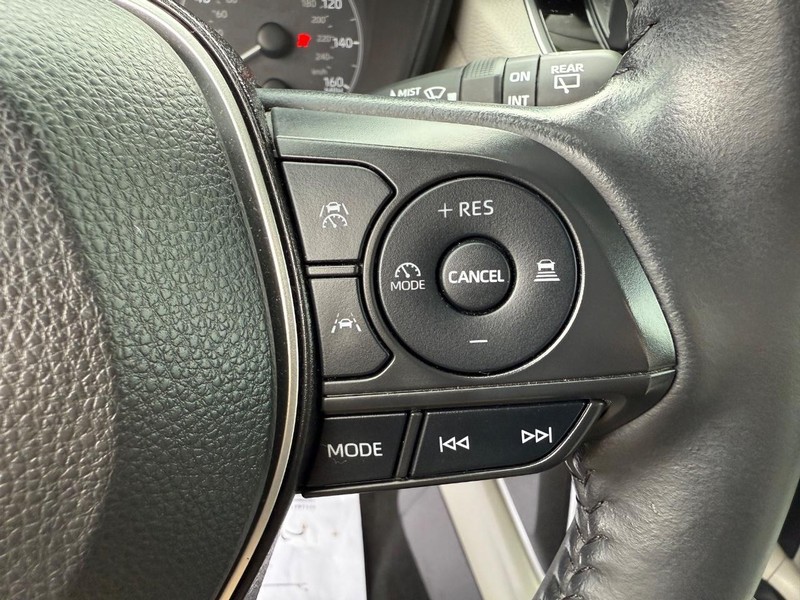 Toyota Corolla Cross Vehicle Image 14