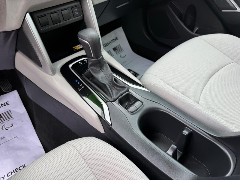 Toyota Corolla Cross Vehicle Image 19