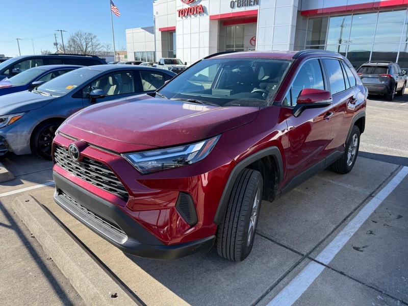 Toyota RAV4 Vehicle Image 02