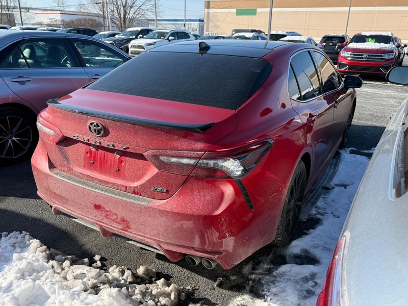 Toyota Camry Vehicle Image 04