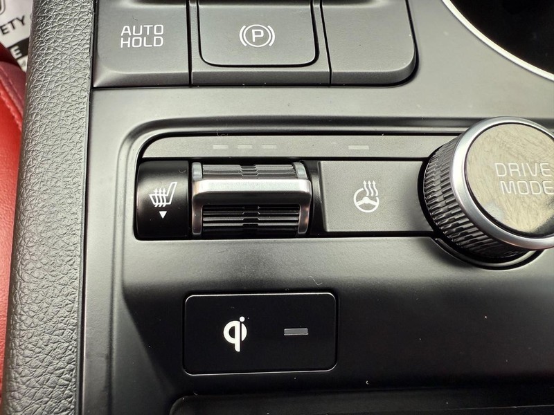 Kia K5 Vehicle Image 17