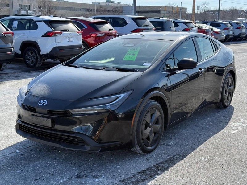 Toyota Prius Vehicle Image 08