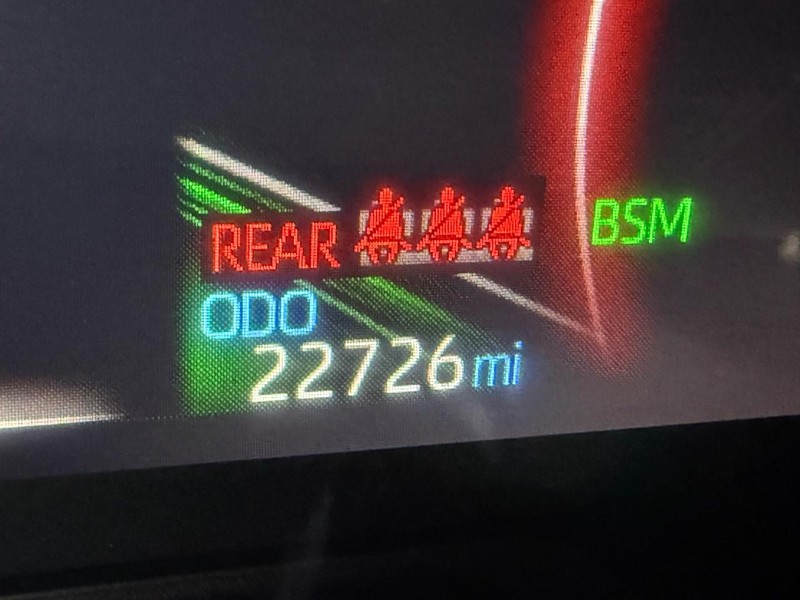 Toyota RAV4 Vehicle Image 22