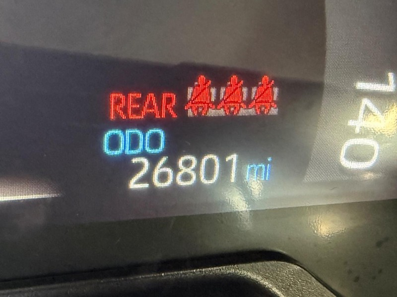 Toyota RAV4 Vehicle Image 22