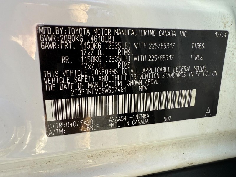 Toyota RAV4 Vehicle Image 25