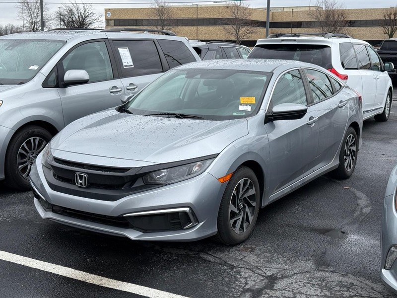 Honda Civic Sedan Vehicle Full-screen Gallery Image 02