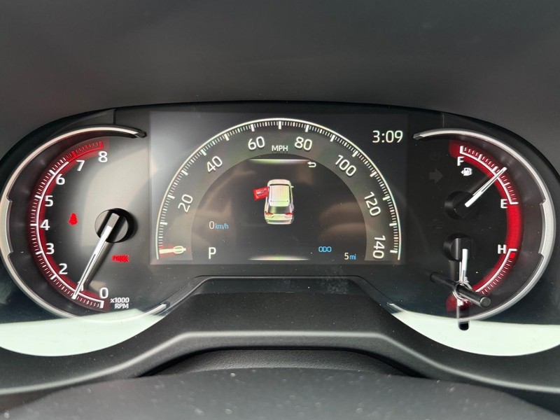 Toyota RAV4 Vehicle Image 17