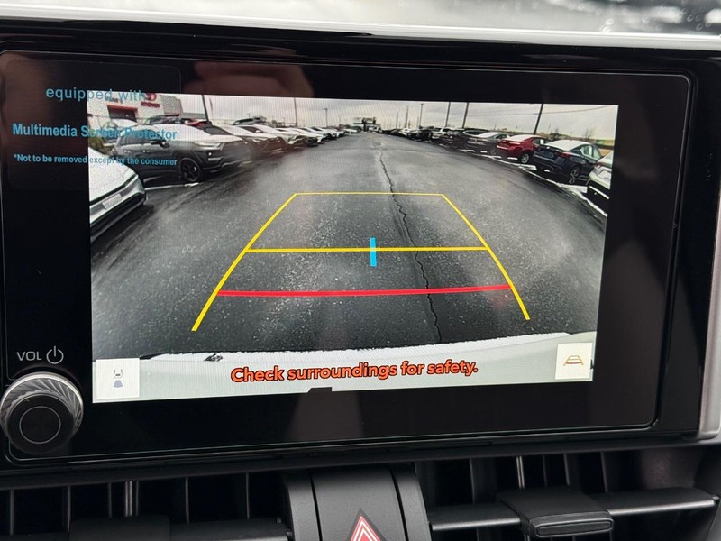 Toyota RAV4 Vehicle Image 19