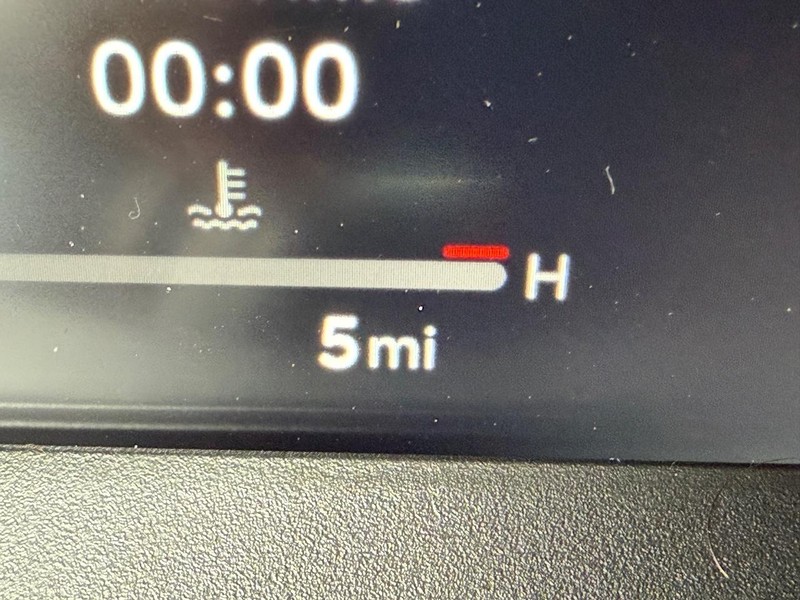 Toyota RAV4 Vehicle Image 26