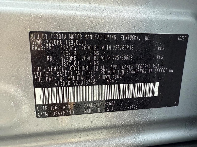 Toyota RAV4 Vehicle Image 29