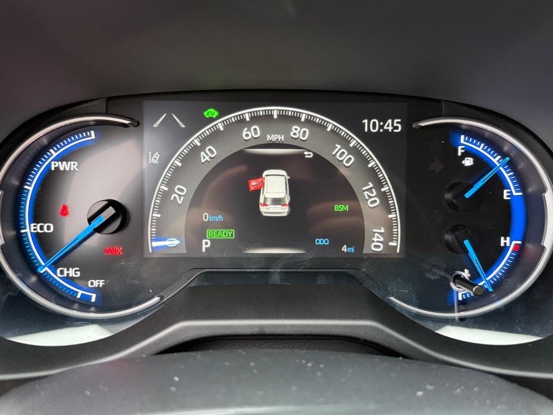 Toyota RAV4 Vehicle Image 24