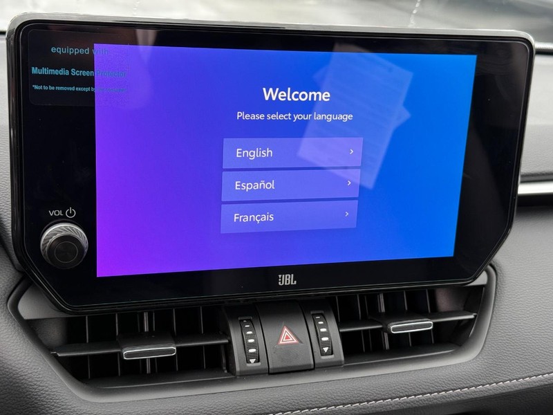 Toyota RAV4 Vehicle Image 16