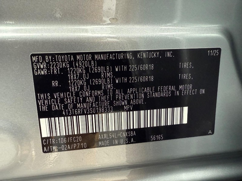 Toyota RAV4 Vehicle Image 25