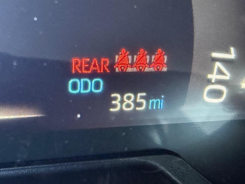 Toyota RAV4 Vehicle Image 25