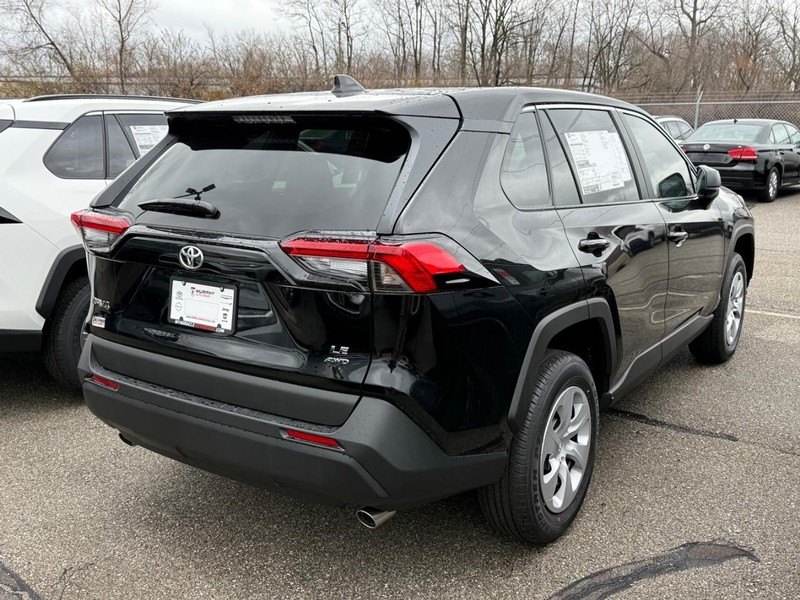 Toyota RAV4 Vehicle Image 04