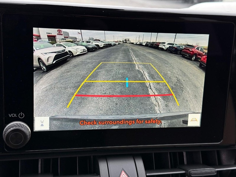 Toyota RAV4 Vehicle Image 16