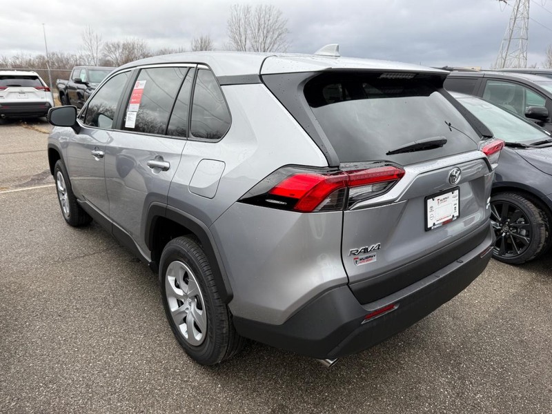 Toyota RAV4 Vehicle Image 03