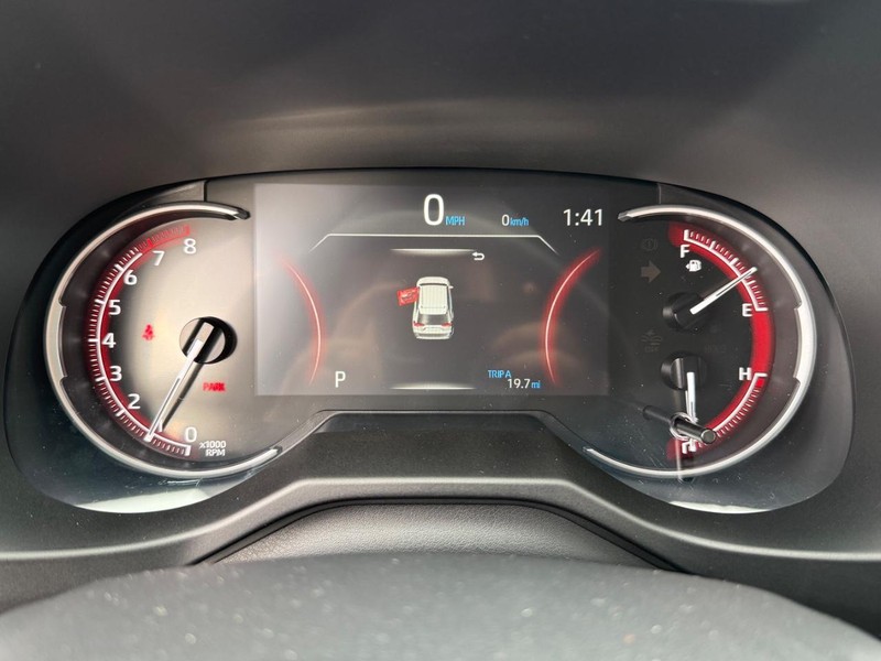 Toyota RAV4 Vehicle Image 20