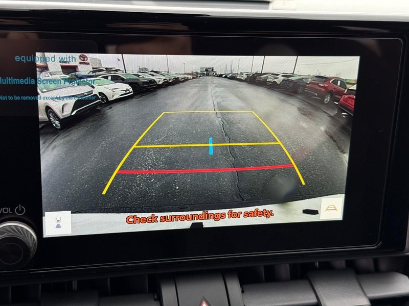 Toyota RAV4 Vehicle Image 16