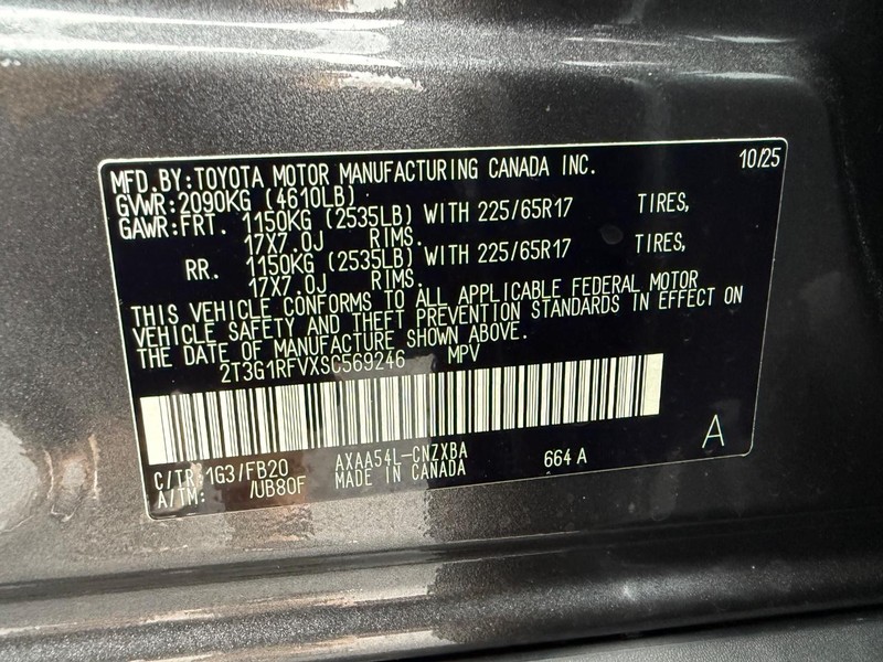 Toyota RAV4 Vehicle Image 24