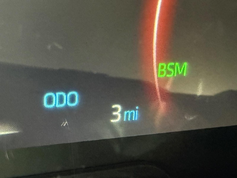 Toyota RAV4 Vehicle Image 22