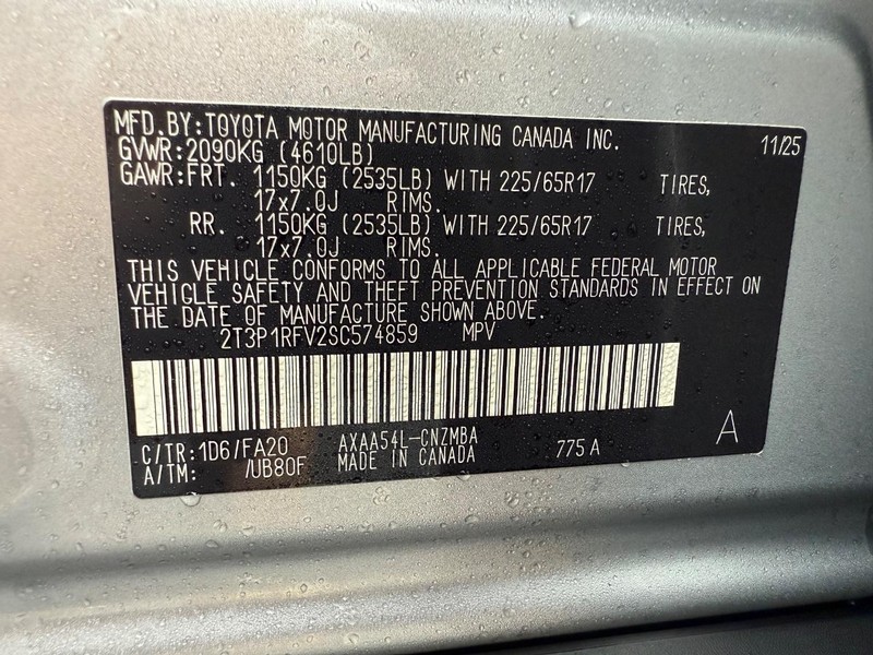 Toyota RAV4 Vehicle Image 25