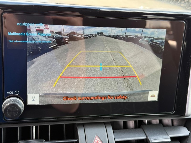 Toyota RAV4 Vehicle Image 17