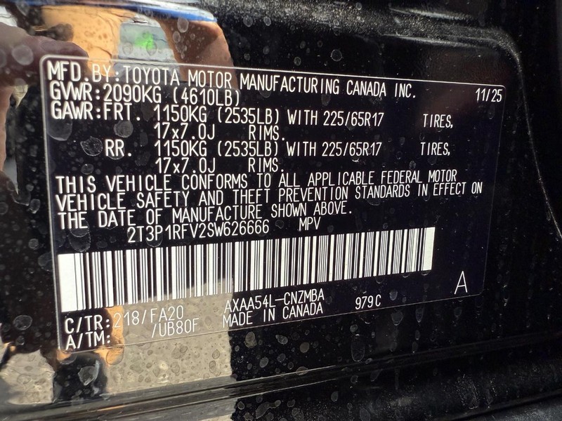 Toyota RAV4 Vehicle Image 25