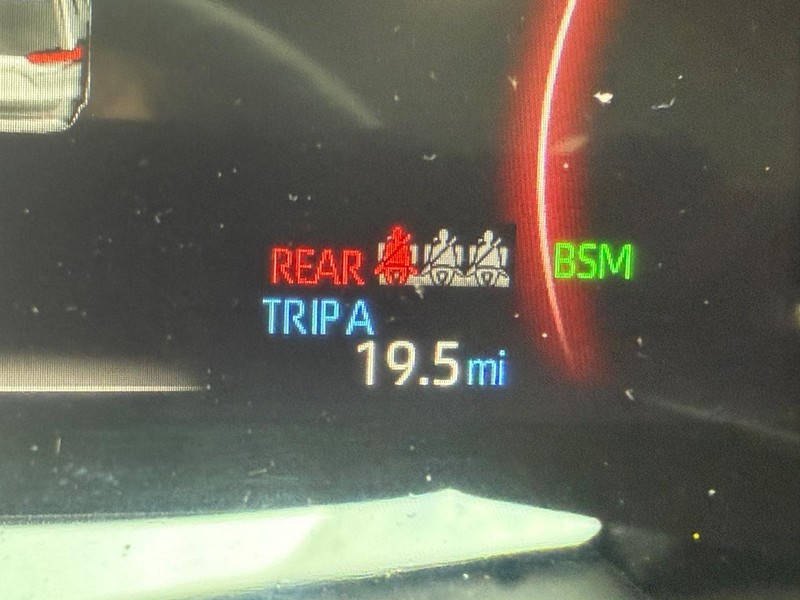 Toyota RAV4 Vehicle Image 22