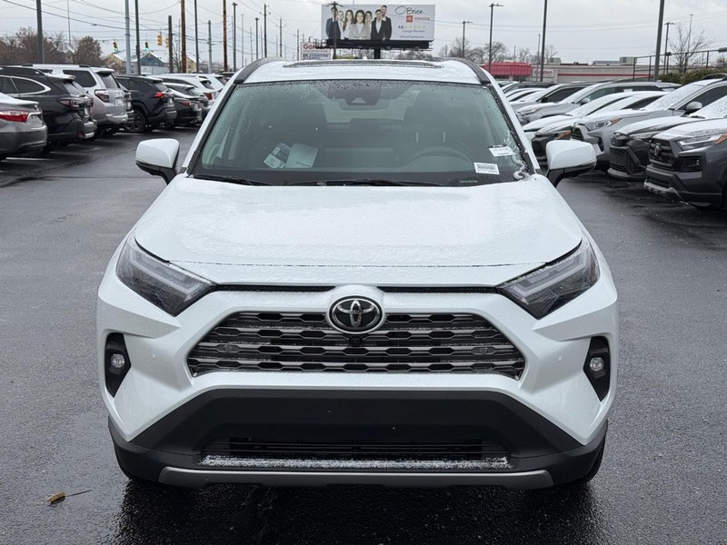 Toyota RAV4 Vehicle Image 07