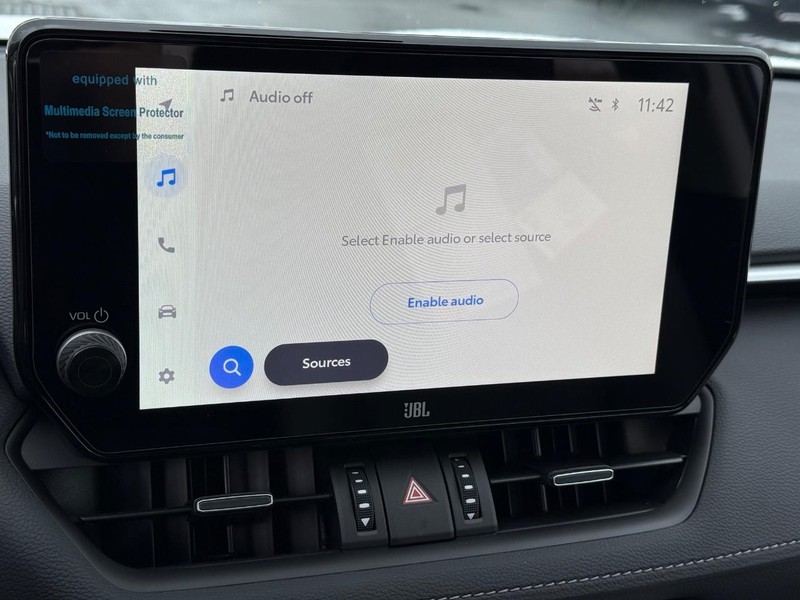 Toyota RAV4 Vehicle Image 16