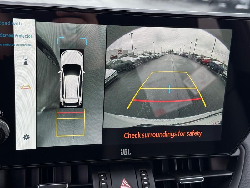 Toyota RAV4 Vehicle Image 17