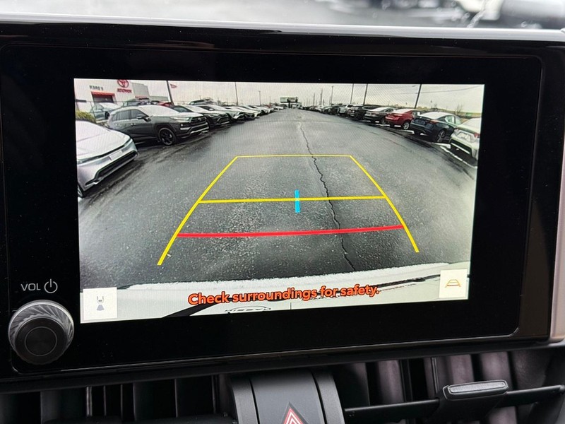 Toyota RAV4 Vehicle Image 13