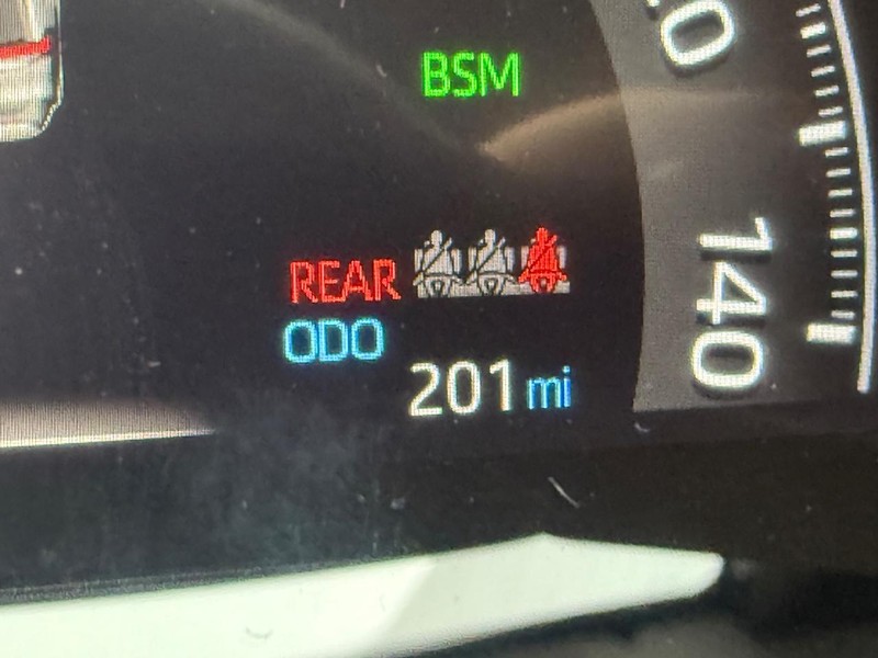 Toyota RAV4 Vehicle Image 22