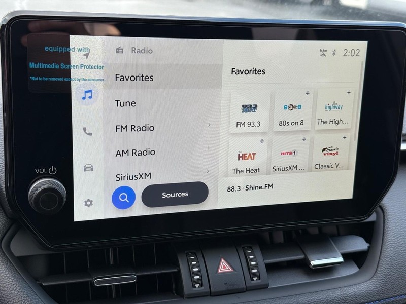 Toyota RAV4 Vehicle Image 19