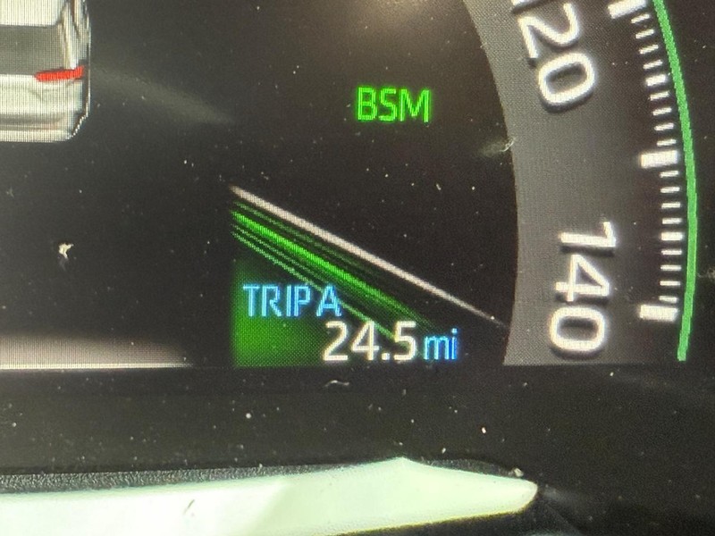 Toyota RAV4 Vehicle Image 26