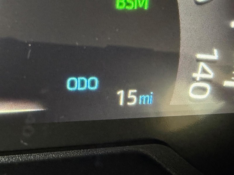 Toyota RAV4 Vehicle Image 21