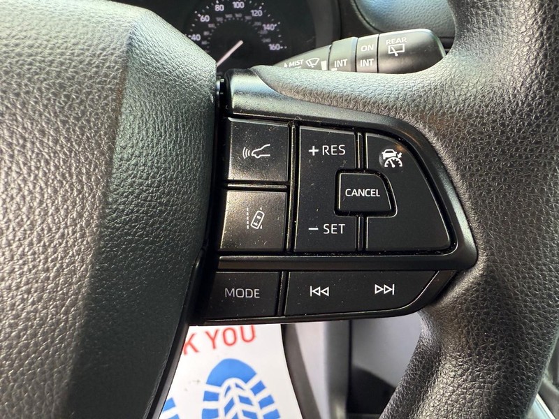 Toyota Sienna Vehicle Image 15