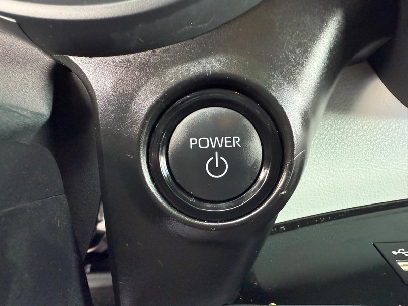 Toyota Sienna Vehicle Image 16