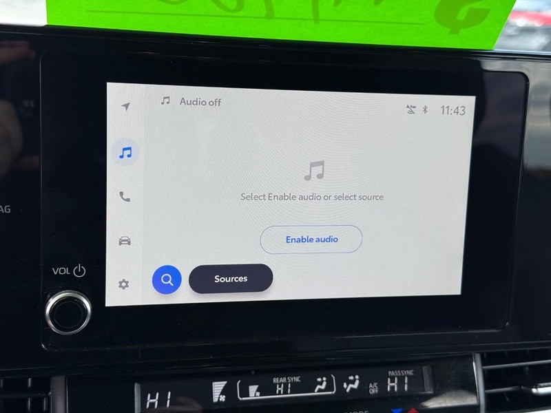 Toyota Sienna Vehicle Image 17