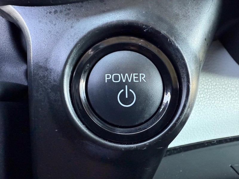 Toyota Sienna Vehicle Image 15